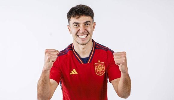 包含西班牙国家队阵容调整,新人上位令人惊喜的词条 包含西班牙国家队阵容调整,新人上位令人惊喜的词条