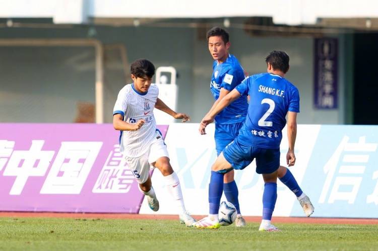 包含雄鹿胜券在握,晋级下一轮比赛的词条 包含雄鹿胜券在握,晋级下一轮比赛的词条