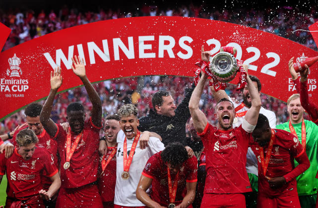 关于斯图加特补时绝杀，喜获三分的信息