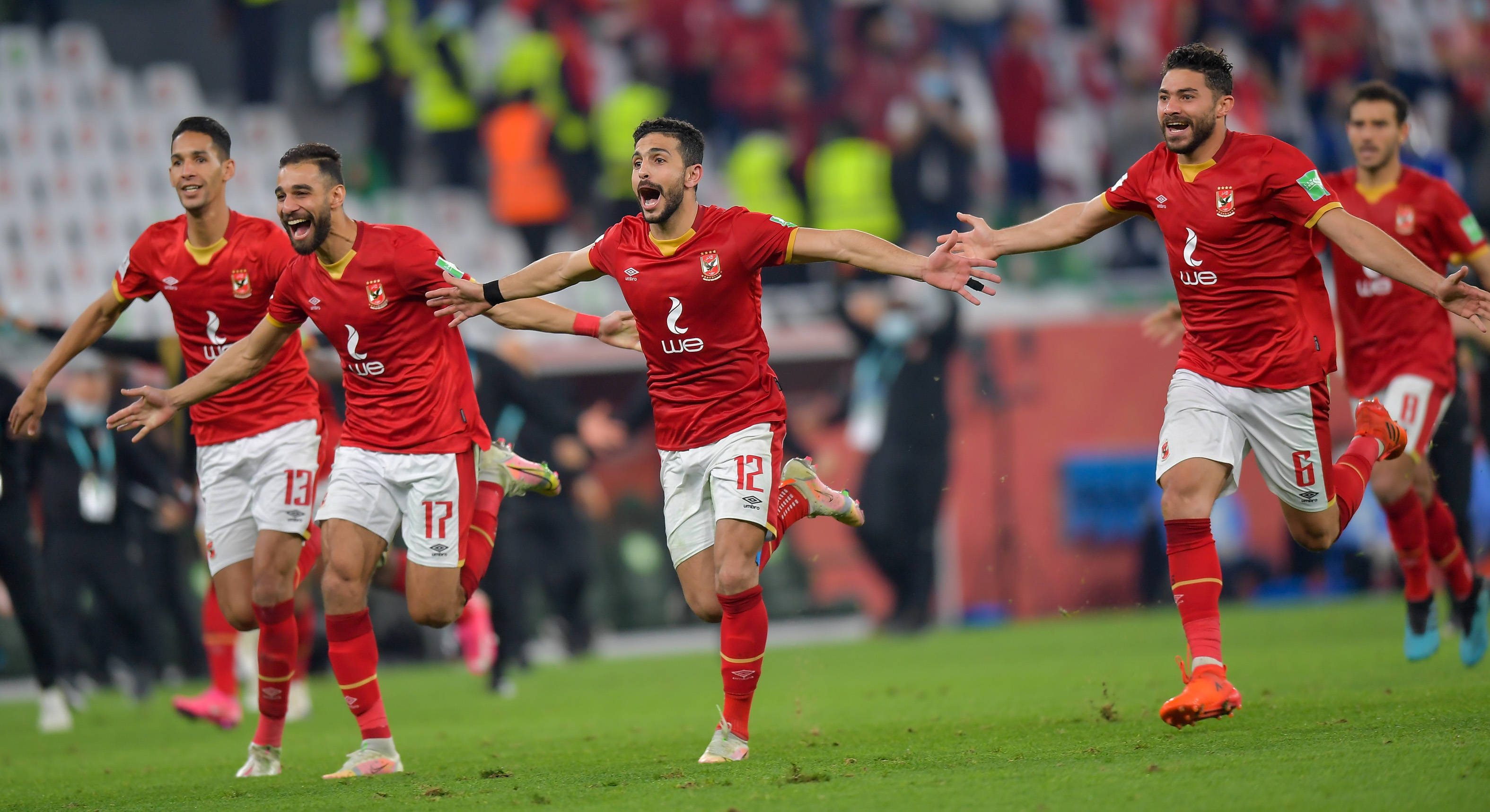 法国豪取大胜，轻松晋级淘汰赛