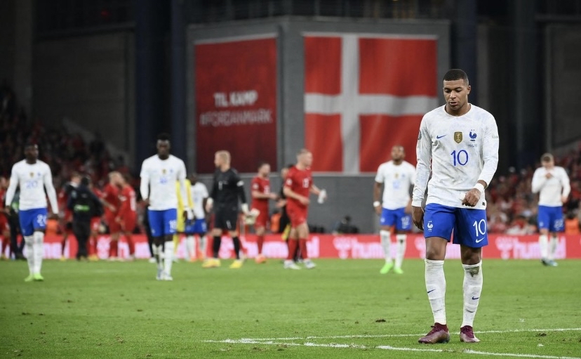 关于荷兰队惨败乌克兰,淘汰赛资格受挑战的信息 关于荷兰队惨败乌克兰,淘汰赛资格受挑战的信息