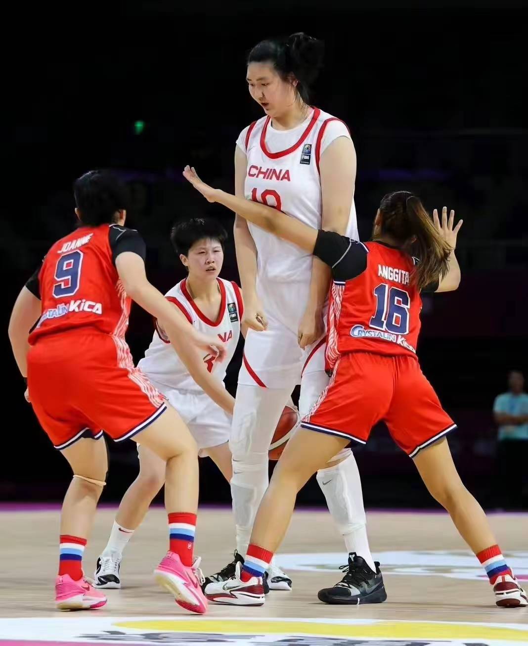 台湾女篮击败对手，胜势瞩目