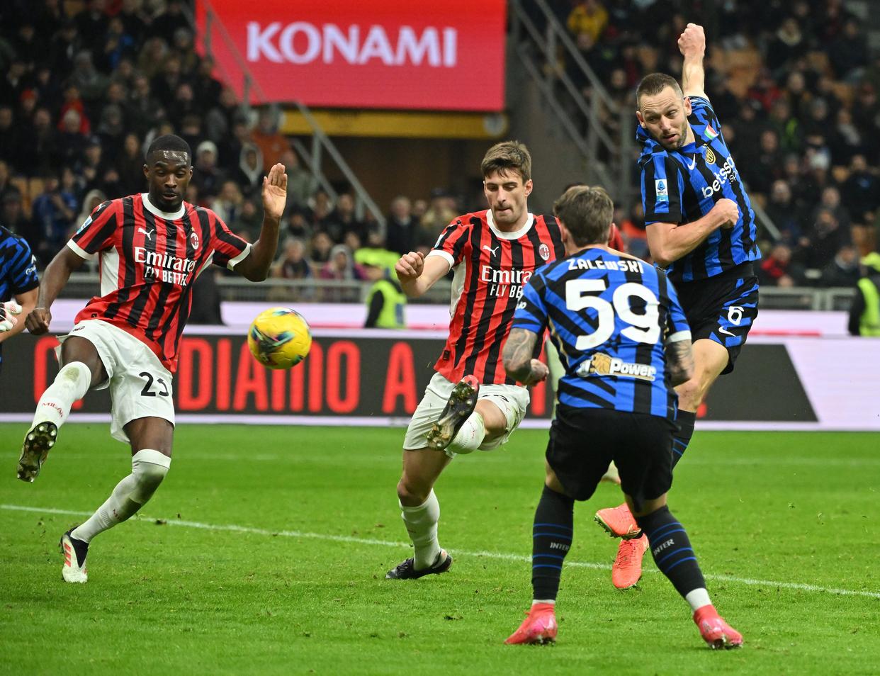 AC米兰主场与西班牙皇家马德里战平 AC米兰主场与西班牙皇家马德里战平