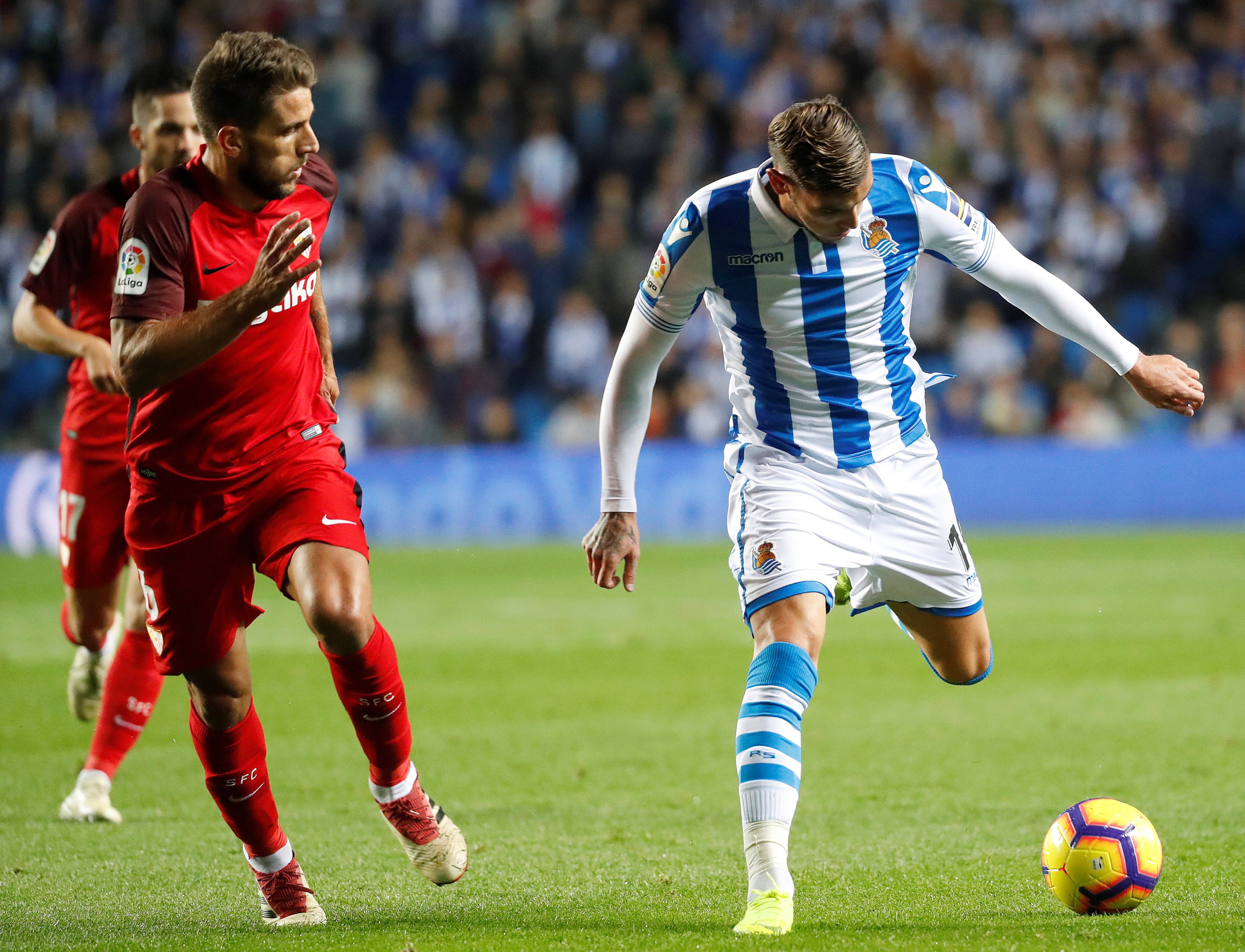 纽卡斯尔联表现出色，取得胜利