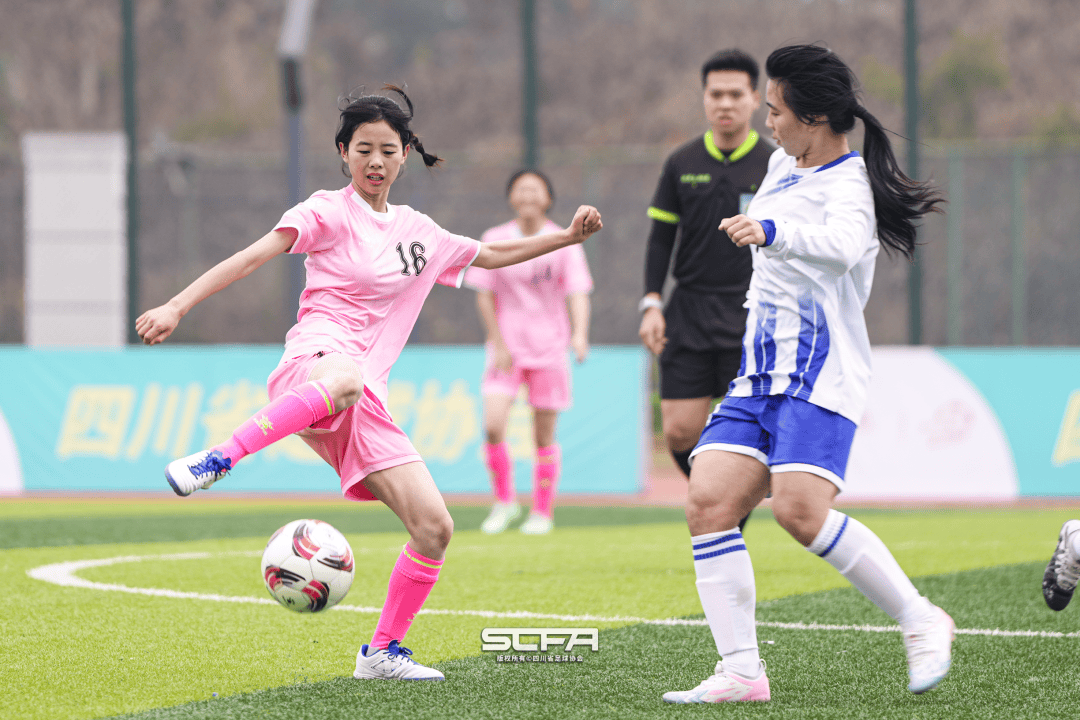 观看女足比赛,感受足球魅力带来的激情 观看女足比赛,感受足球魅力带来的激情