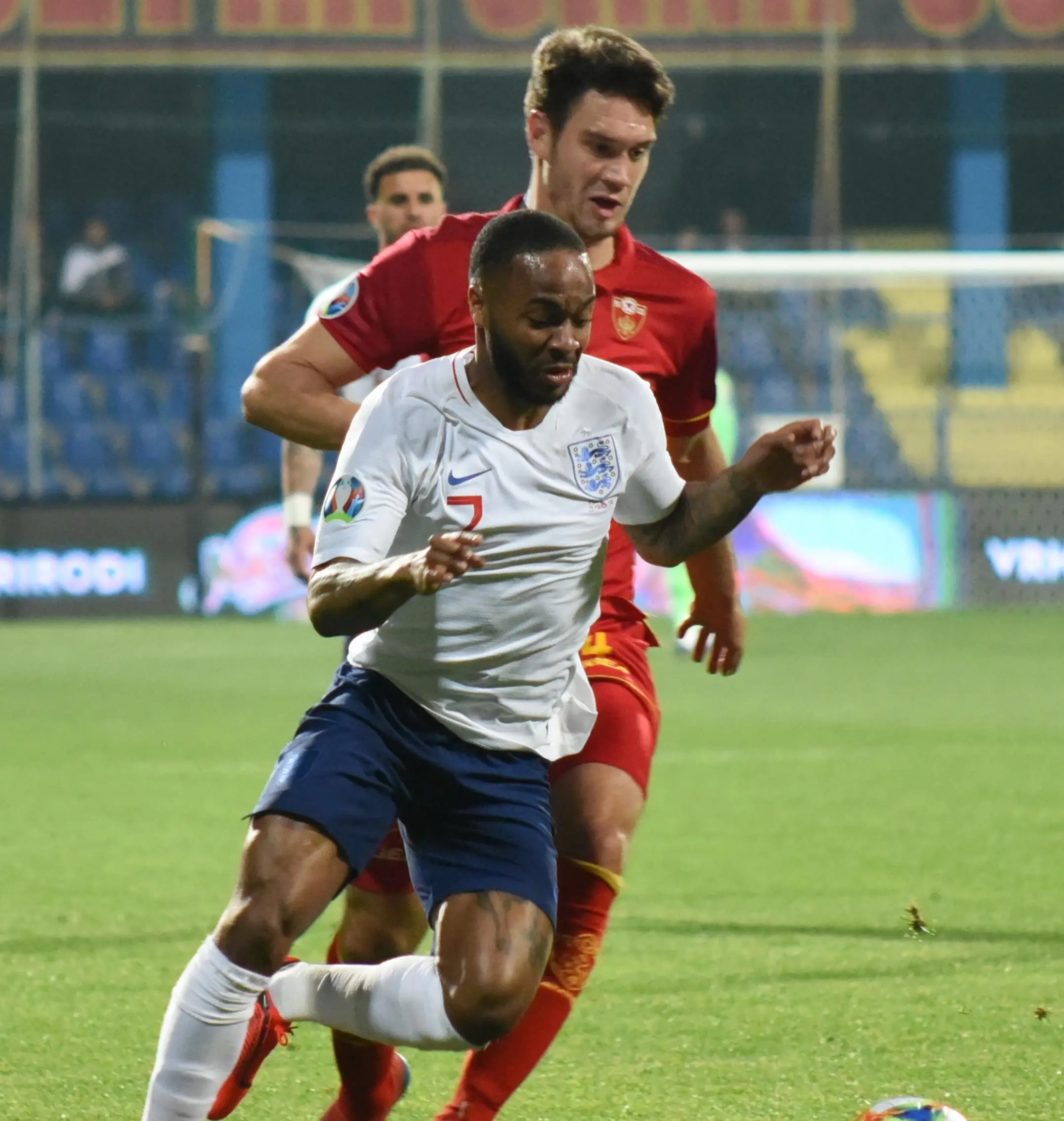 芬兰队在比赛中积极作战