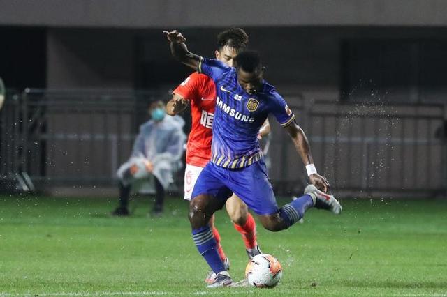 富力主场大破对手,喜迎四连胜的到来 富力主场大破对手,喜迎四连胜的到来