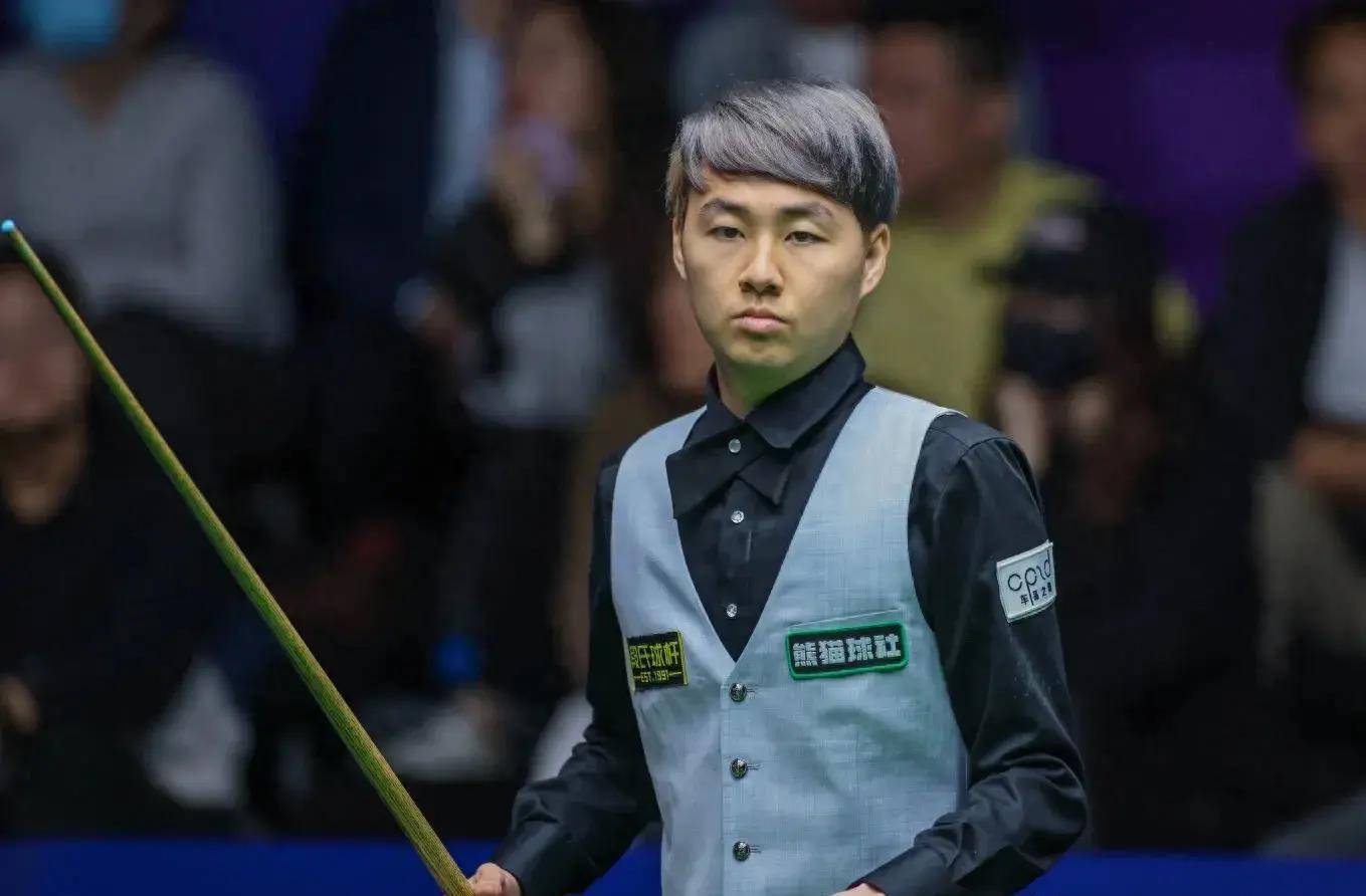 波兰队轻松锁定欧锦赛名额,蒙特内哥罗队遗憾出局 波兰队轻松锁定欧锦赛名额,蒙特内哥罗队遗憾出局