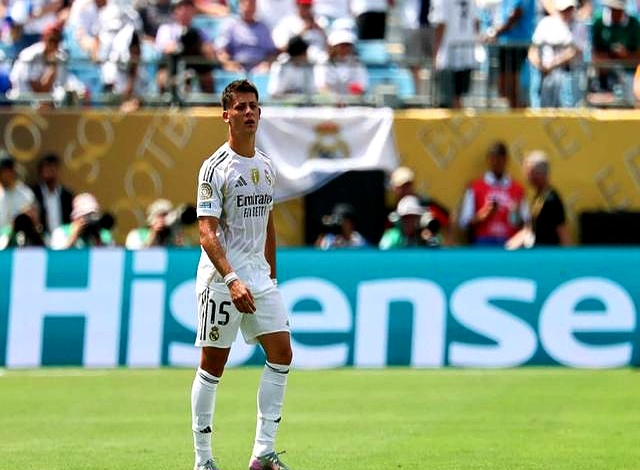 包含主教练战术变阵成功收获胜利的词条