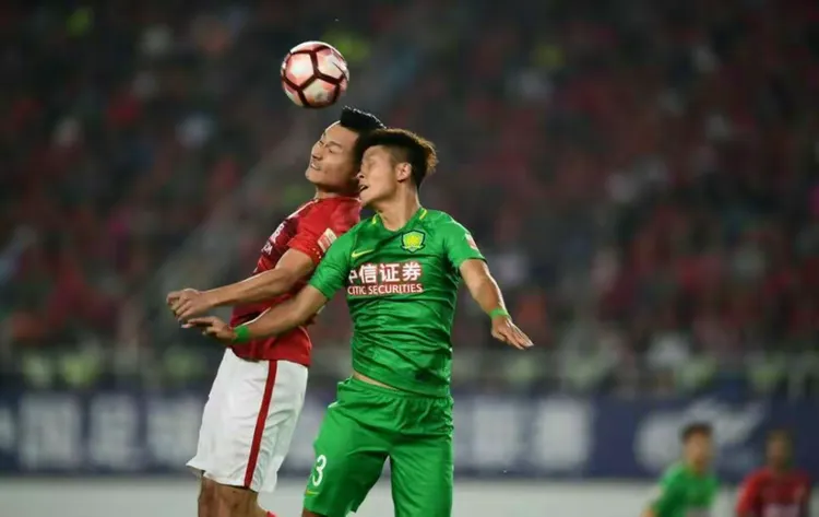 广州恒大主场告捷,豪取三分 广州恒大主场告捷,豪取三分