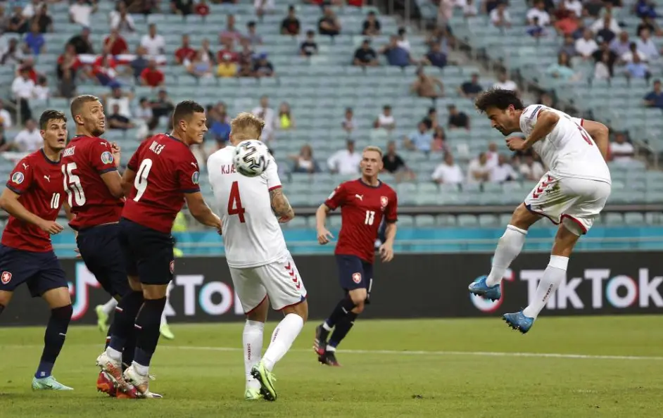 乌克兰球队成功晋级淘汰赛阶段