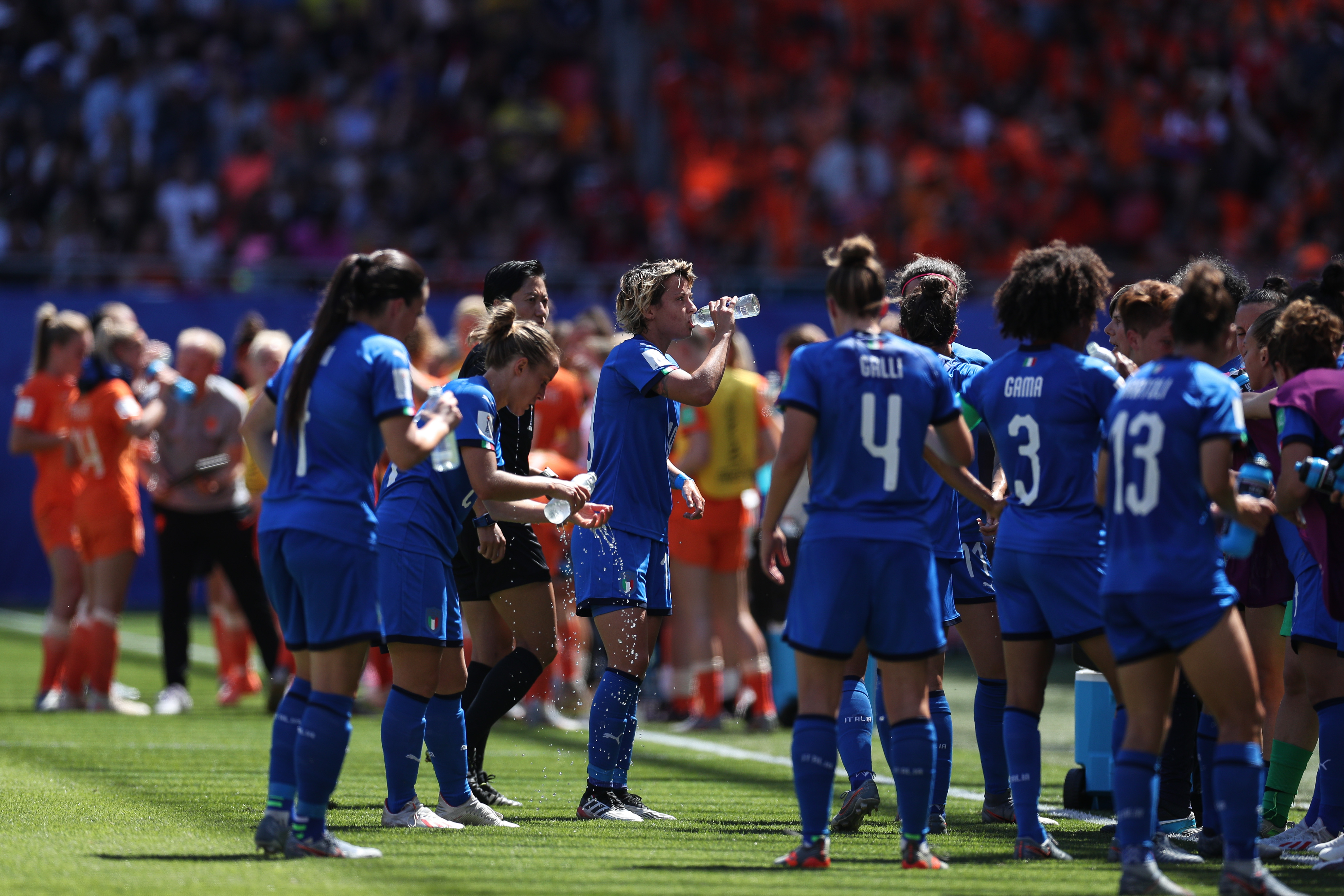 瓦朗谢纳客场吞败，排名有所下滑的简单介绍