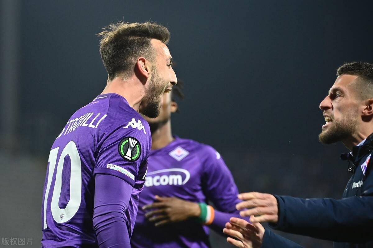 包含欧塞尔惜败里尔，客场苦战仍未能取胜的词条