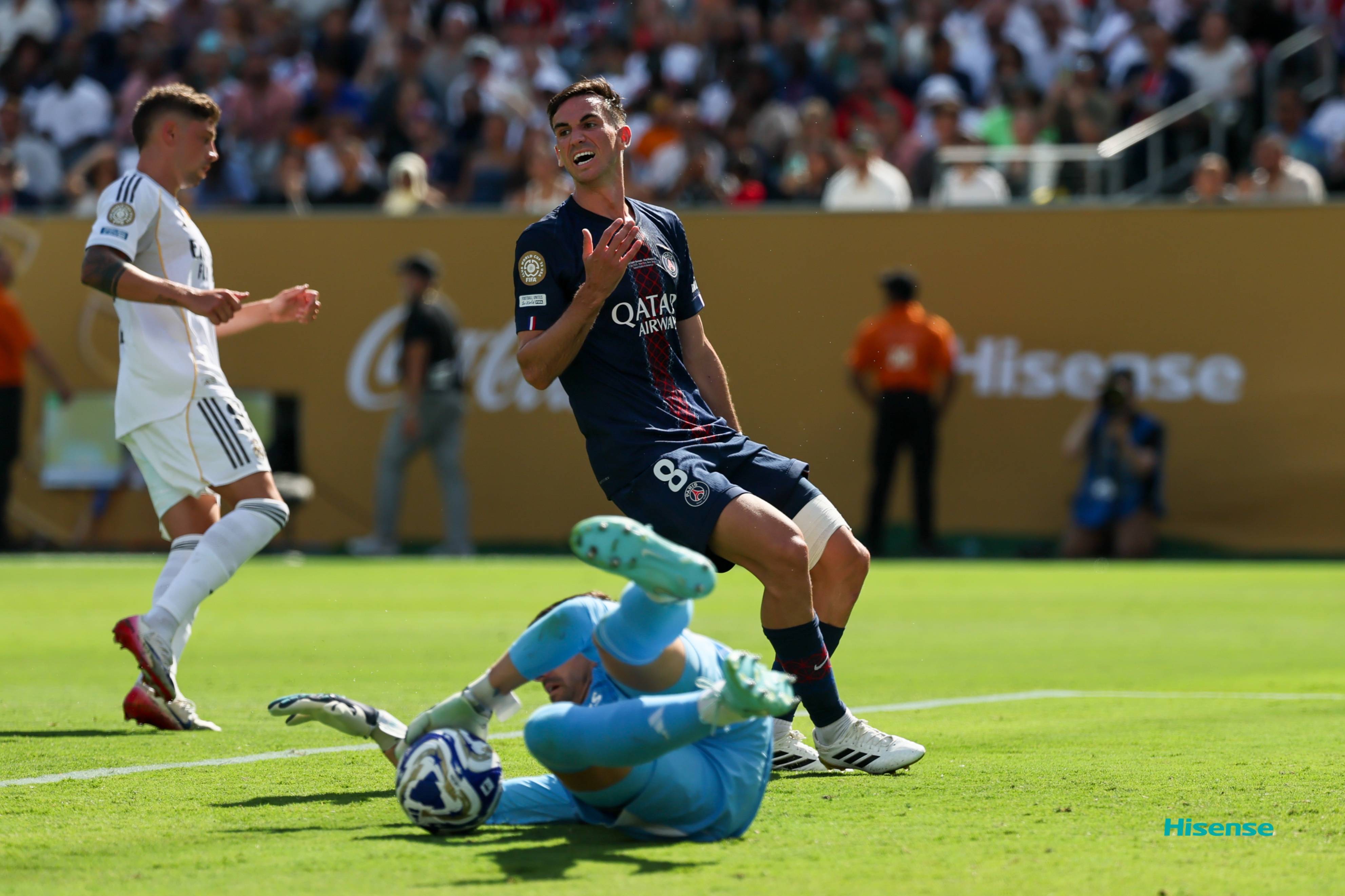 开云体育平台APP-皇家马德里惨败，小组形势严峻