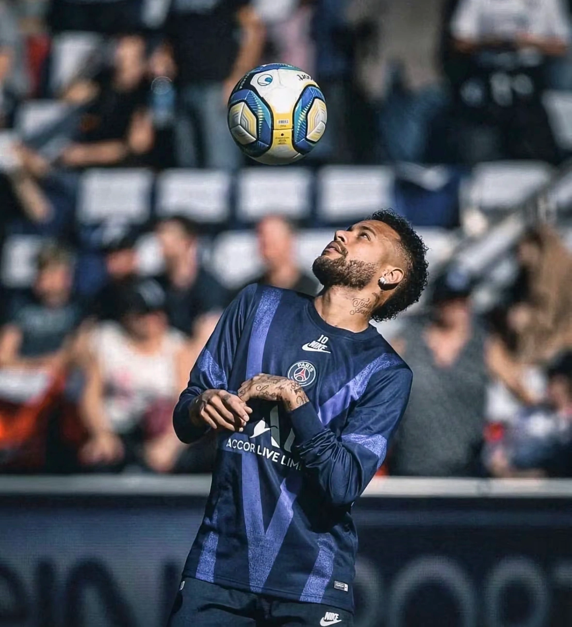 开云体育在线-巴黎圣日耳曼重振旗鼓！内马尔神奇进球晋级