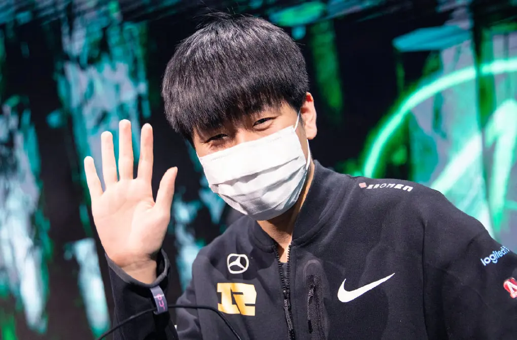 BRO轻取GEN，ShowMaker开启传奇时刻激烈交锋2025世界赛，成为赛场最大亮点的简单介绍