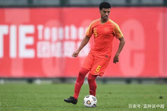 黄蜂队实力不俗，有望在新赛季中有所斩获