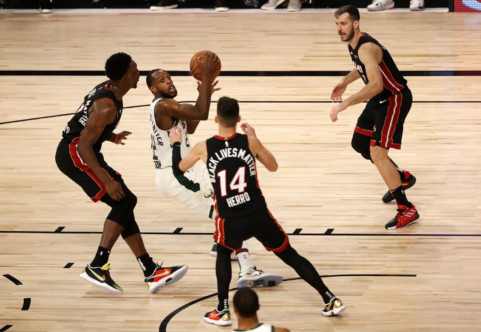 关于雄鹿轻取猛龙,晋级东部决赛的信息 关于雄鹿轻取猛龙,晋级东部决赛的信息