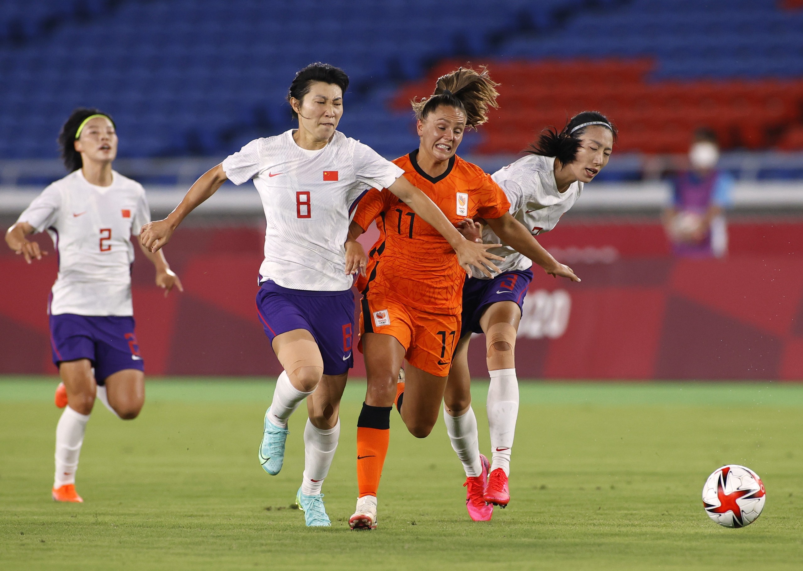 巴哈马女足展现出色表现，稳步晋级下一轮比赛