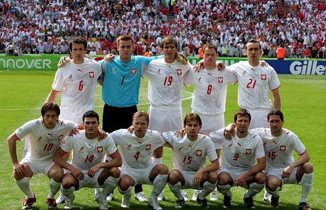 开云体育-马来西亚队逆转德国队，马琳带队取胜