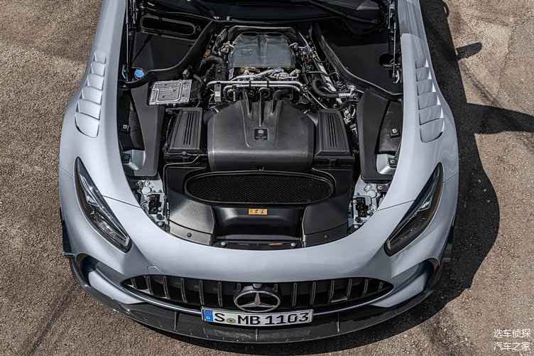 阿斯顿马丁碾压梅赛德斯，拉塞尔刷新纪录的简单介绍